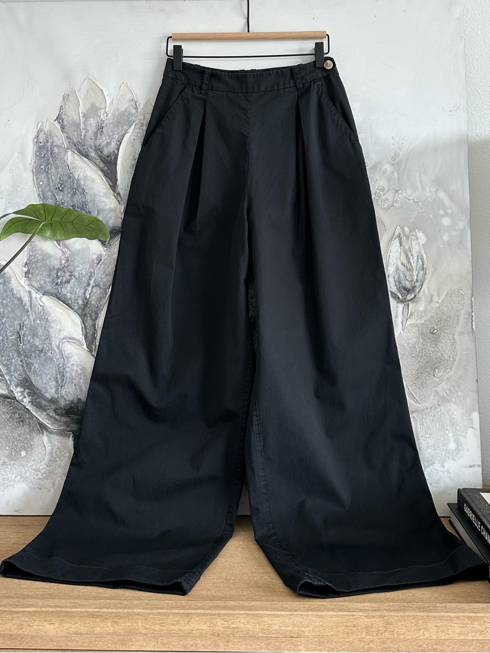 Doen Black High Waist Wide Leg Pleated Long Cotton Pants